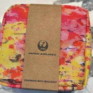 Japan airlines Amenity Kit
